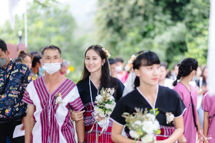 ปากาญอสตูดิโอ ช่างภาพแม่สอด ถ่ายรูปแม่สอด ช่างถ่ายรูปแม่สอด รูปแม่สอด ช่างถ่ายภาพแม่สอด ช่างถ่ายวีดีโอแม่สอด ช่างวีดีโอแม่สอด ช่างภาพแม่สอด งานแต่งงาน พรีเวดดิ้ง อีเว้นท์  วีดีโอ ช่างภาพกะเหรี่ยง