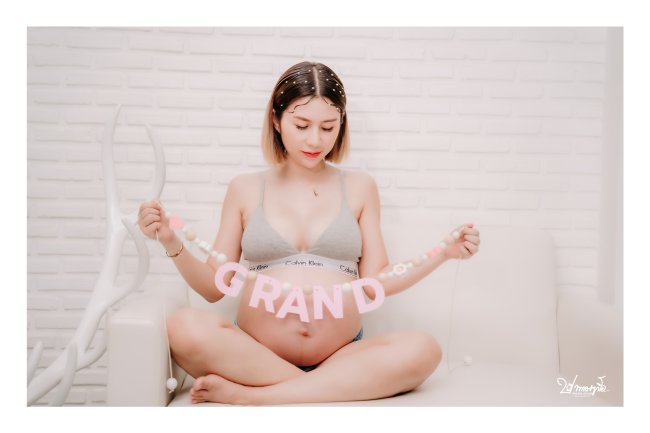 ถ่ายภาพคุณแม่ตั้งครรภ์