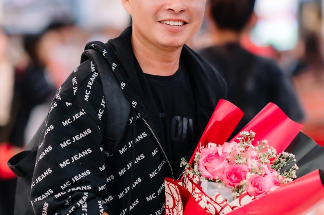 นักร้องกะเหรี่ยง Kleepo Fashion Show 2023 - Saw Eh PK