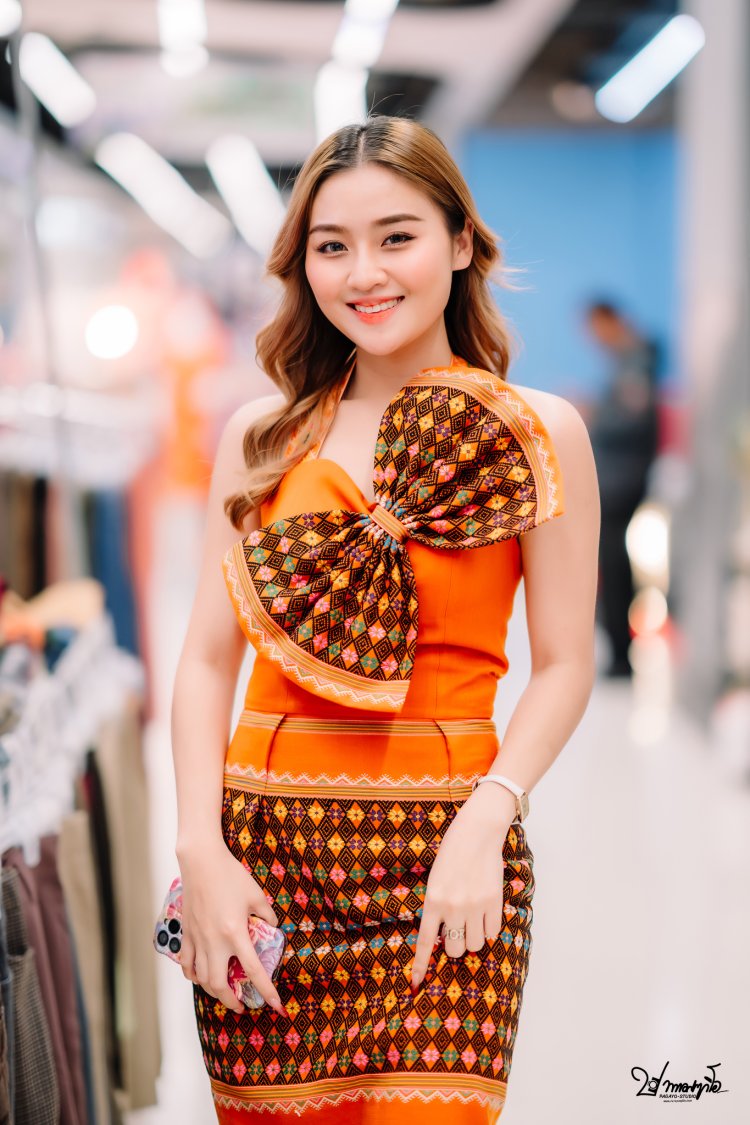 Nan Khing Thin Kyi  -  Kleepo Fashion Show 2023 โรบินสันแม่สอด สาวกะเหรี่ยง ชุดกะเหรี่ยง เสื้อกะเหรี่ยง แฟชั่นกะเหรี่ยง คนดัง ดารา