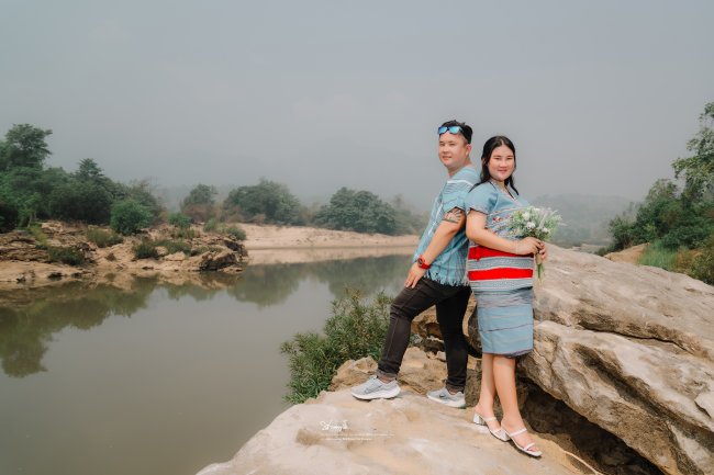 ขอแสดงความยินดีกับว่าที่เจ้าบ่าวและเจ้าสาวด้วย K.ปี  K.โก