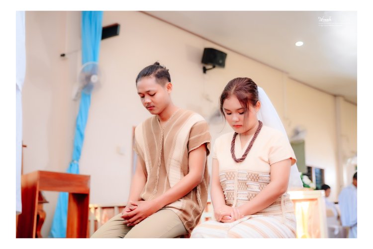 ช่างภาพกะเหรี่ยง ถ่ายภาพงานแต่งงาน, บ้านหนองบัว, อำเภอท่าสองยาง, งานแต่งงาน, ช่างภาพงานแต่ง, ปากาญอสตูดิโอ