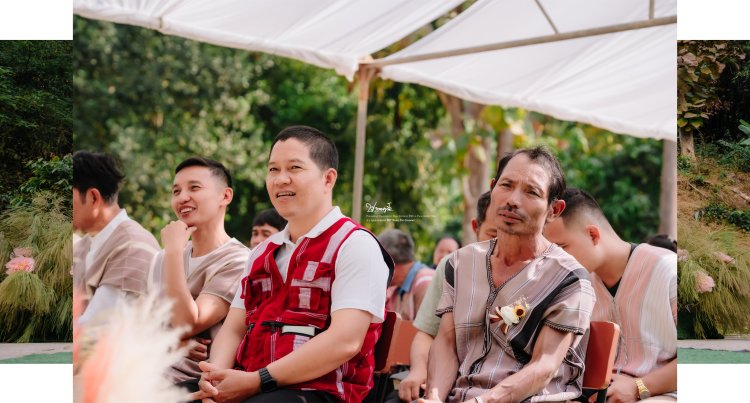 ถ่ายภาพงานแต่ง,ช่างภาพแม่สอด,ช่างภาพแม่ระมาด,ช่างภาพพบพระ,ช่างภาพท่าสองยาง,ถ่ายภาพพิธีแต่งงาน,ถ่ายพรีเวดดิ้ง,หาช่างภาพ,สตูดิโอถ่ายภาพแม่สอด,ถ่ายรูปแต่งงาน,ช่างภาพกะเหรี่ยง,ช่างภาพงานพิธี,งานแต่งบ้านห้วยกระทิง,ปากาญอสตูดิโอ,ถ่ายภาพตาก,cameramanmaesot