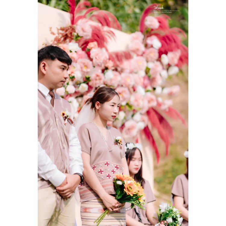 ถ่ายภาพงานแต่ง,ช่างภาพแม่สอด,ช่างภาพแม่ระมาด,ช่างภาพพบพระ,ช่างภาพท่าสองยาง,ถ่ายภาพพิธีแต่งงาน,ถ่ายพรีเวดดิ้ง,หาช่างภาพ,สตูดิโอถ่ายภาพแม่สอด,ถ่ายรูปแต่งงาน,ช่างภาพกะเหรี่ยง,ช่างภาพงานพิธี,งานแต่งบ้านห้วยกระทิง,ปากาญอสตูดิโอ,ถ่ายภาพตาก,cameramanmaesot