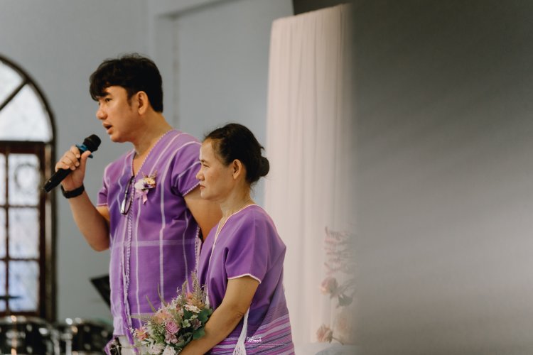 ภาพคู่รัก YAR PAEH & TEE TOE ฉลองครบรอบแต่งงาน 25 ปี