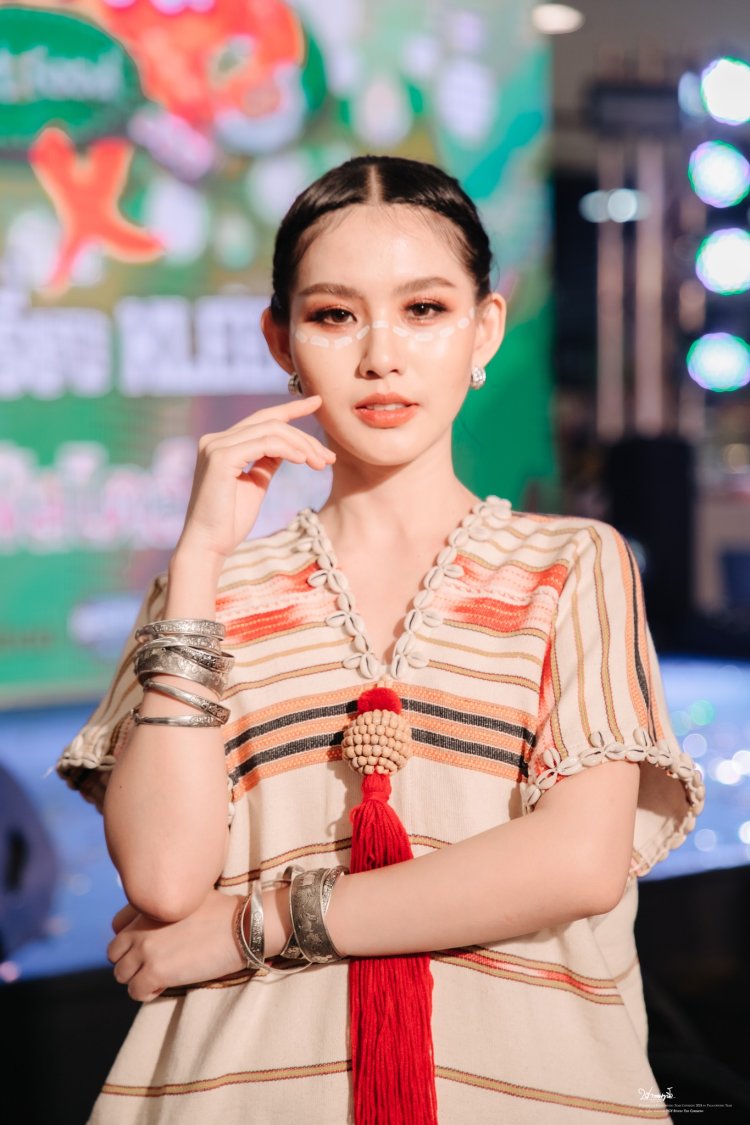 รูป Maliwan Keereethatsanai เจ๊พาชิม & กะเหรี่ยง Kleepo 2025